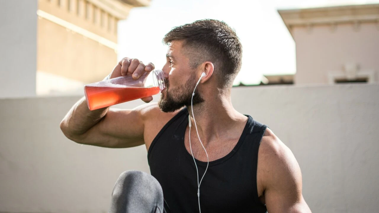 Bevande funzionali: cosa bere dopo lo sport + prodotti da conoscere